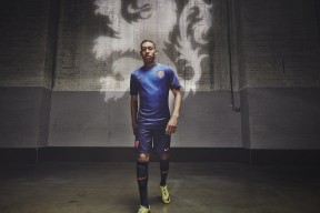 kaiyun体育综合-中国足球宣传月开启，系列公益活动精彩纷呈，足球公益比赛