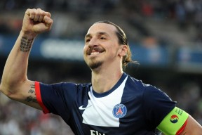 kaiyun官方网站-_老鹰快攻快节奏，比赛精彩纷呈_，老鹰进攻图解