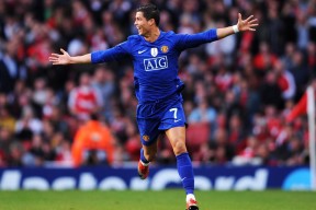 开云官网APP下载-库里汤普森火力全开！，库里汤普森复出