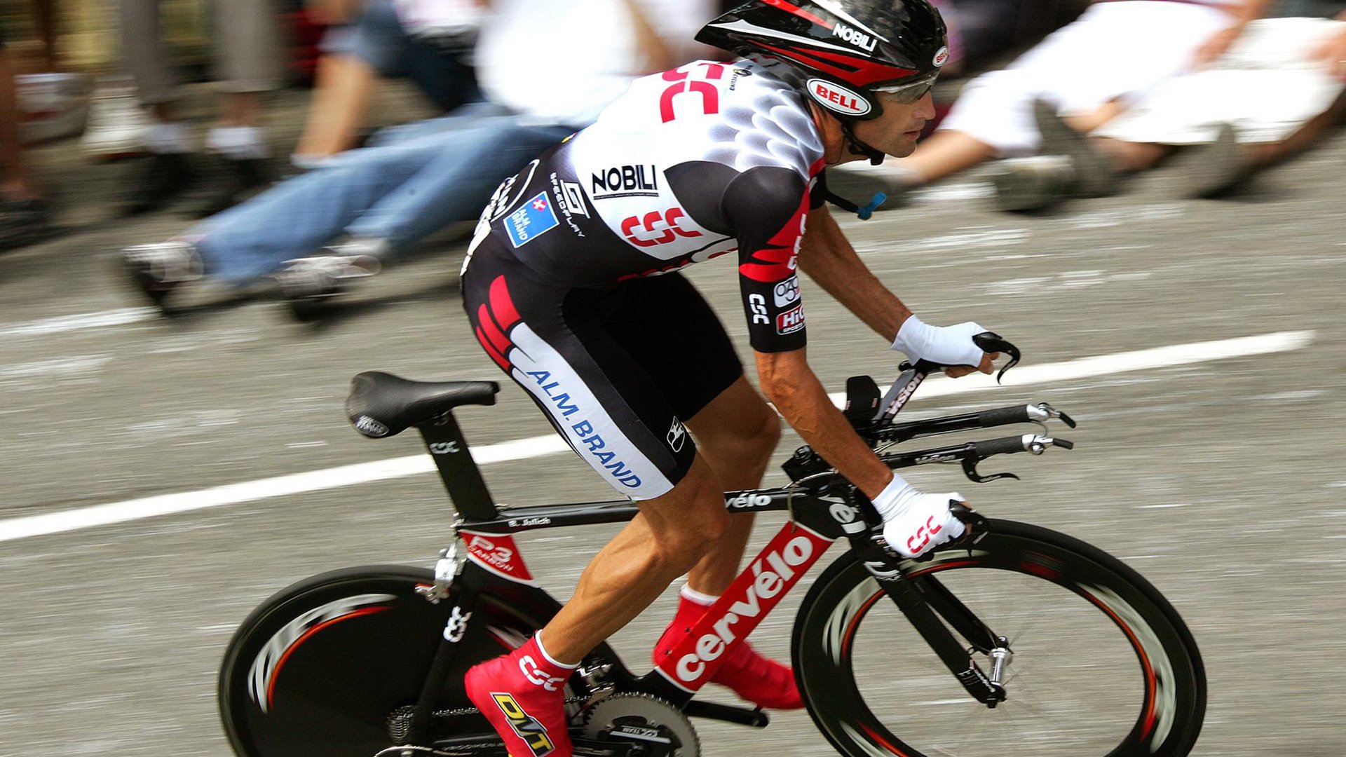 《AI驱动的战术分析:新思路助力职业战队》,ai芯片驱动